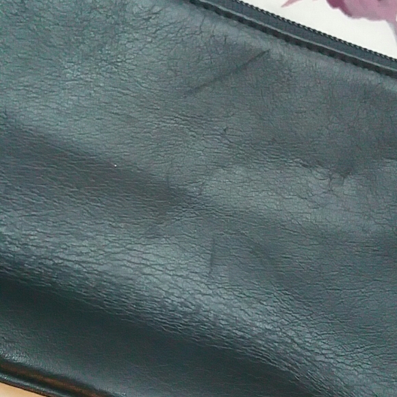 Giani Bernini leather clutch - Picture 2 of 6